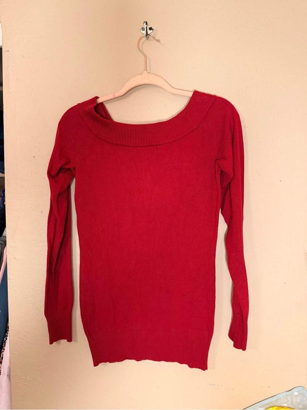 Guess Red Rhinestone Logo Knit Top - Picture 3 of 6